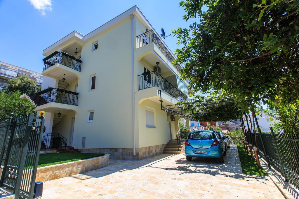Apartments Aleksic Бар Екстериор снимка